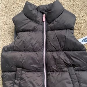 Old navy, toddler girls, puffy vest.